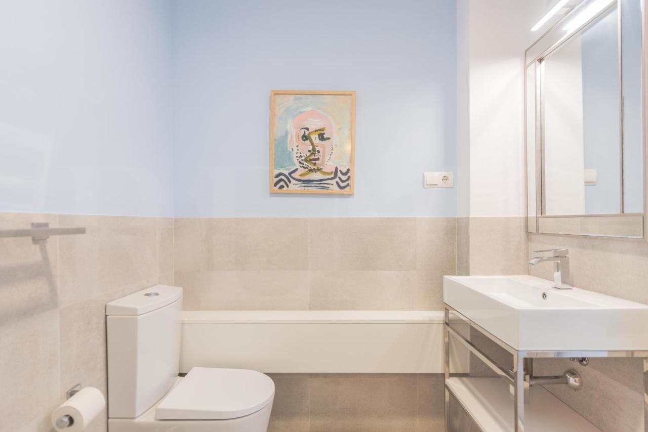 Apartment In The Heart Of Malaga By Rems Bagian luar foto