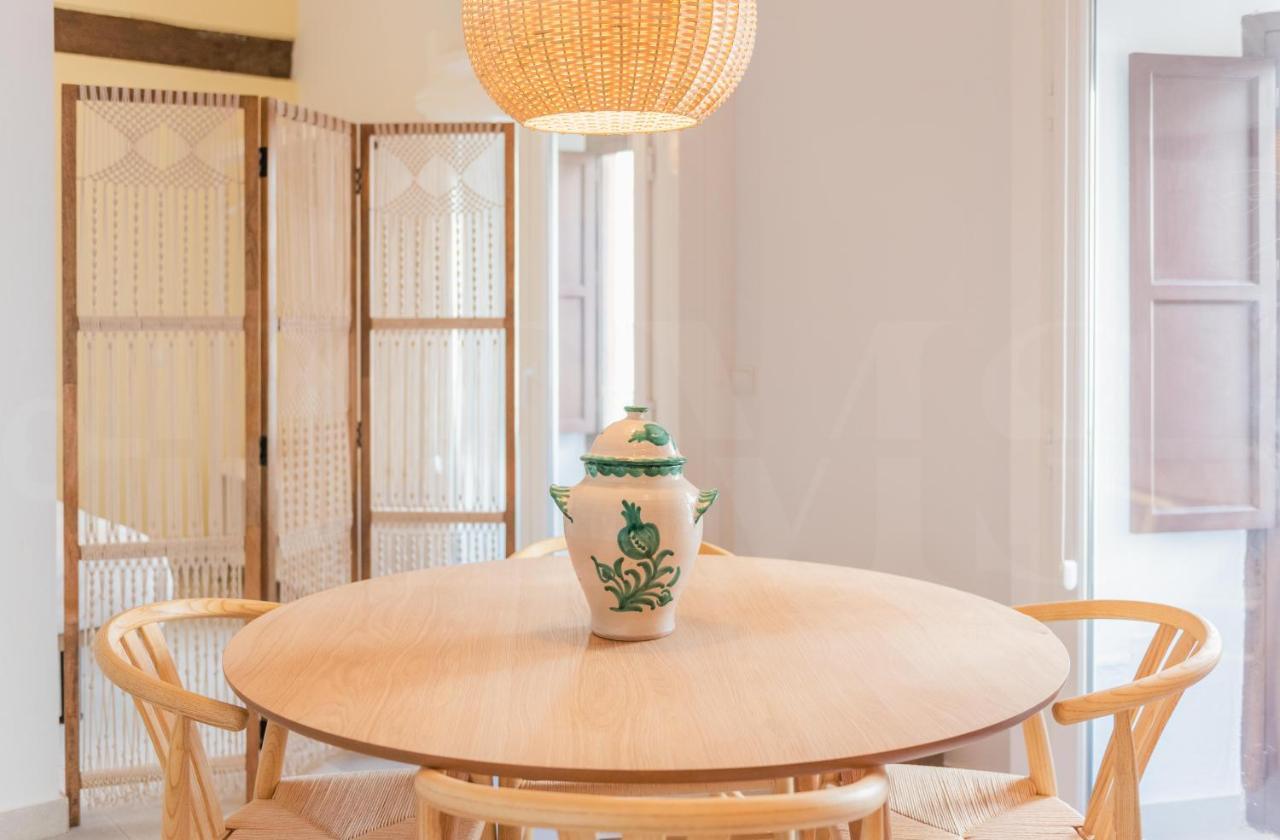 Apartment In The Heart Of Malaga By Rems Bagian luar foto